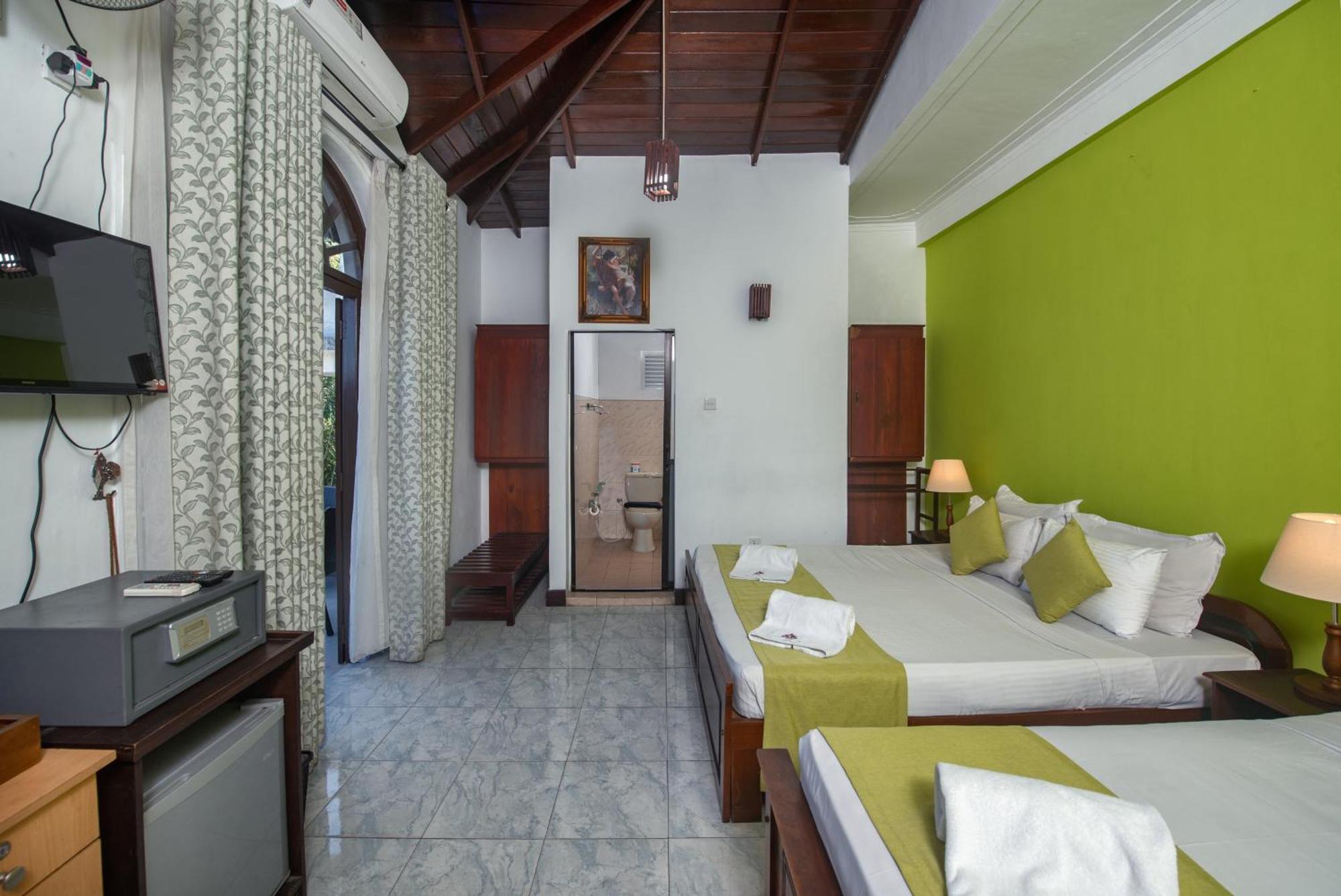 Ceyloni Residency 2* Канди
